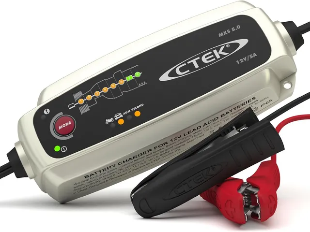ctek-mxs-5-0-chargeur-de-batterie-intelligent-12v-5a-avec-compensation-de-temp-r image 1