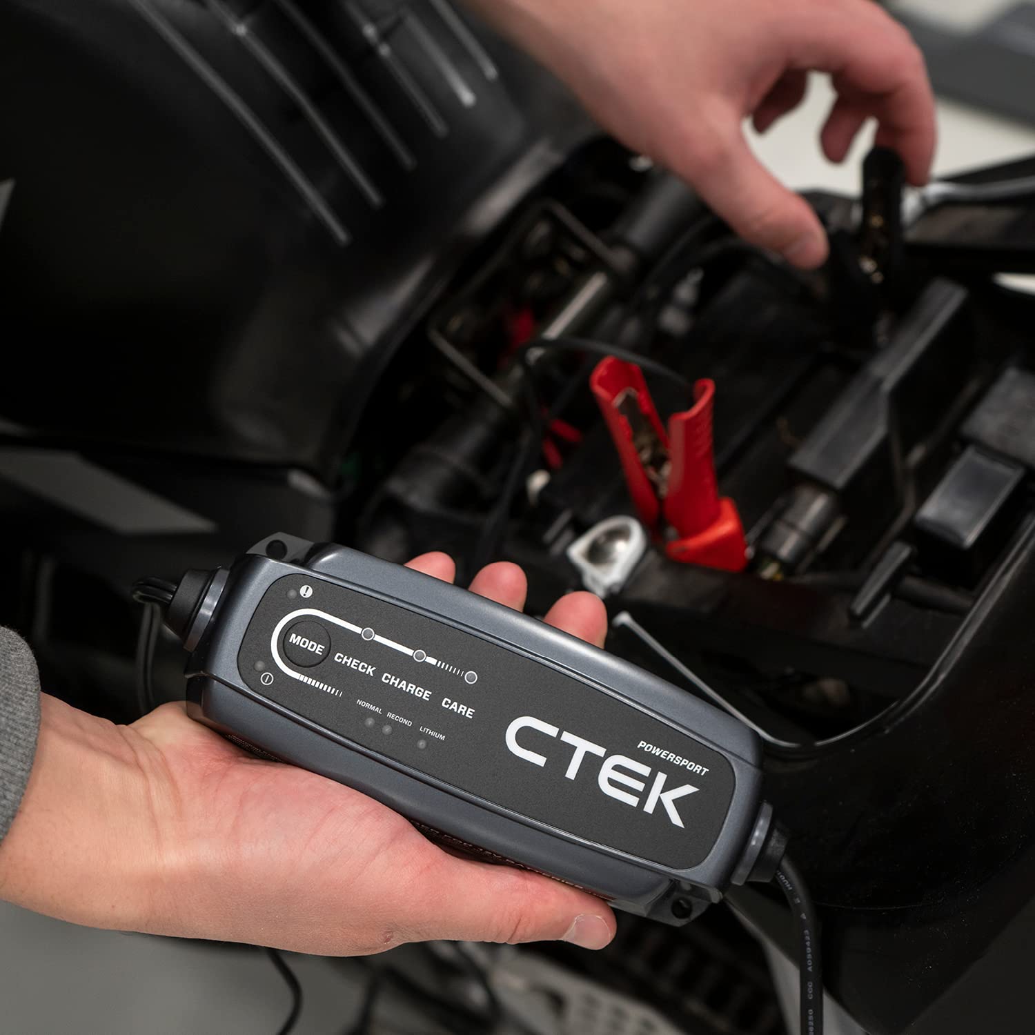 ctek-ct5-powersport-chargeur-de-batterie-12-v-2-3-a-pour-batteries-plomb-acide-e image 6