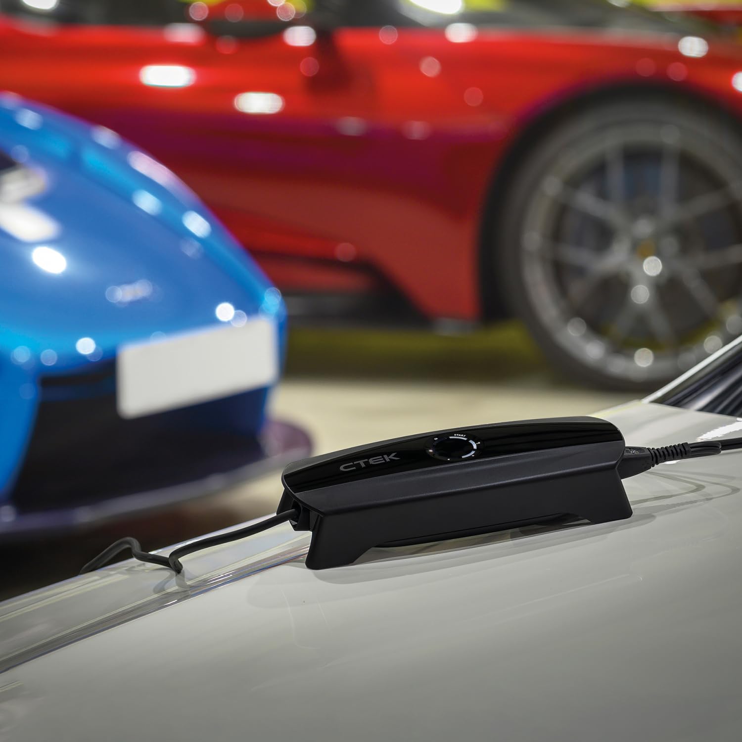 ctek-cs-one-chargeur-de-batterie-intelligent-12-v-avec-technologie-adaptative-ap image 3