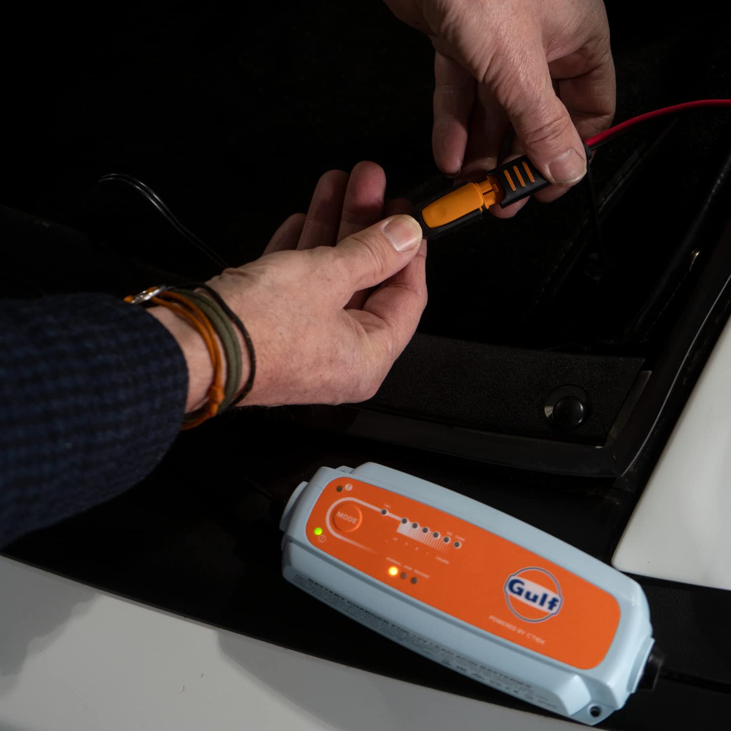 ctek-gulf-ct5-time-to-go-chargeur-de-batterie-12-v-dition-limit-e-gulf-compte-re image 7