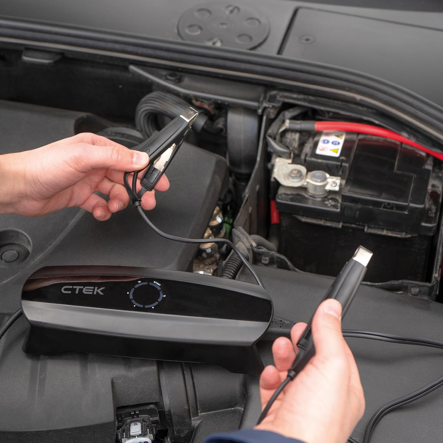 ctek-cs-one-chargeur-de-batterie-intelligent-12-v-avec-technologie-adaptative-ap image 4