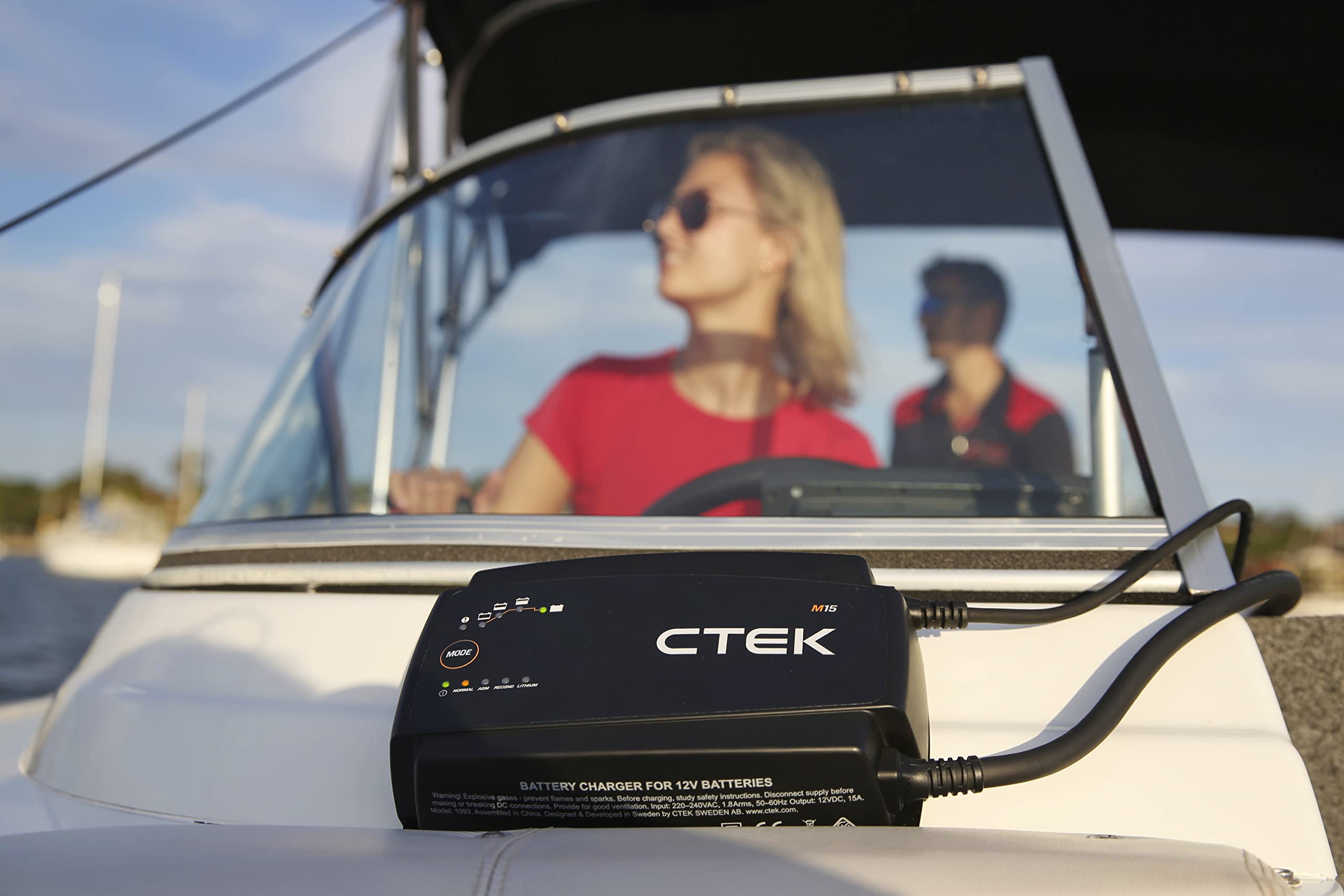 ctek-m15-chargeur-de-batterie-marine-12v-15a-tanche-ip44-avec-mode-lifepo4-et-il image 7