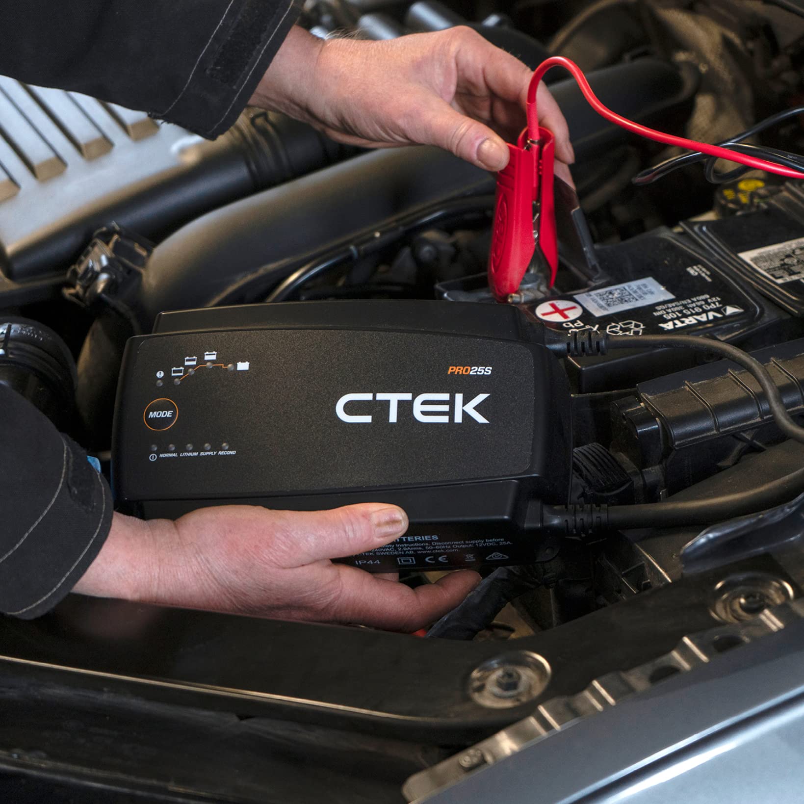 ctek-pro25s-chargeur-de-batterie-professionnel-12v-25a-avec-mode-alimentation-ch image 7