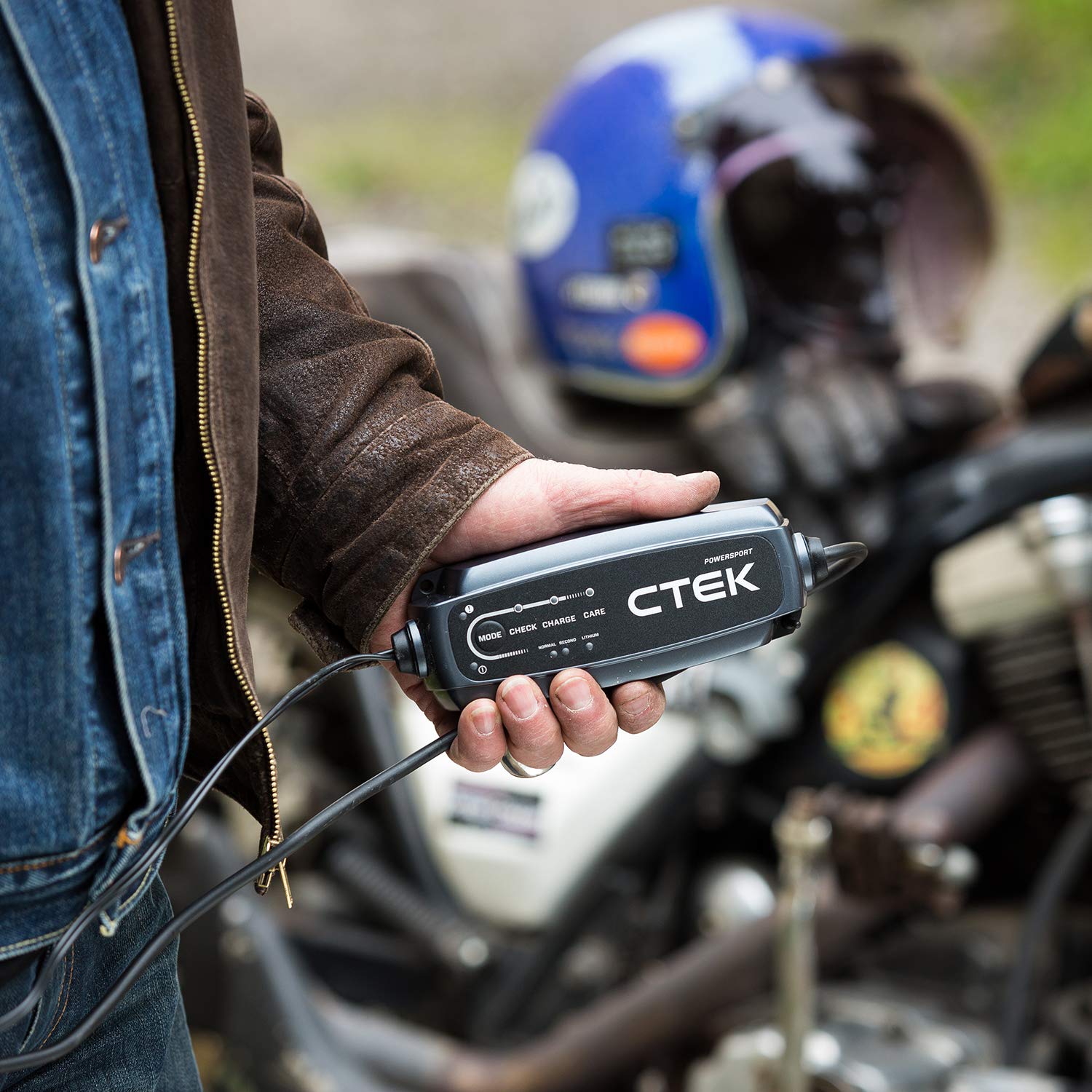 ctek-ct5-powersport-chargeur-de-batterie-12-v-2-3-a-pour-moto-scooter-quad-et-je image 5