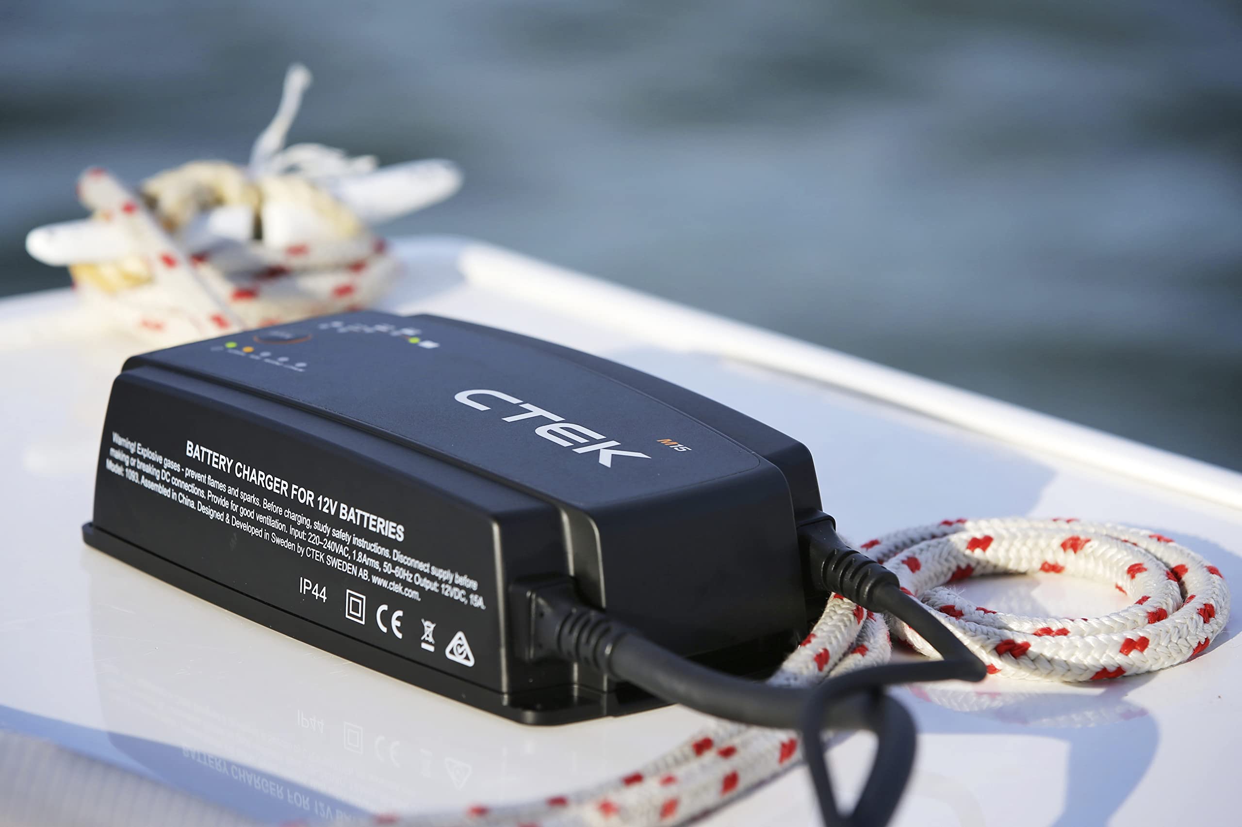 ctek-m15-chargeur-de-batterie-marine-12v-15a-tanche-ip44-avec-mode-lifepo4-et-il image 6