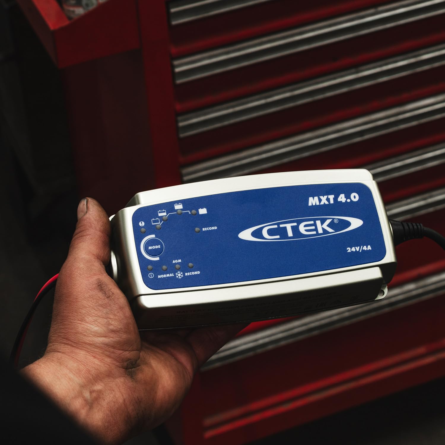 ctek-mxt-4-0-chargeur-de-batterie-24-v-8-tapes-4-a-mode-recond-et-agm-pour-v-hic image 4